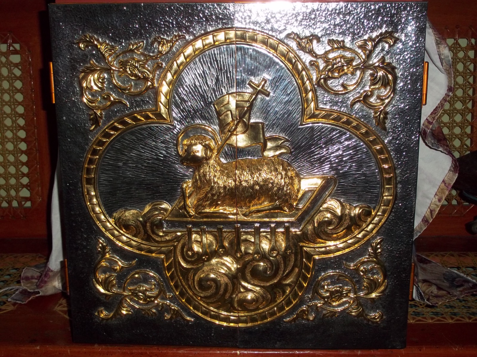 Candeleros de Bronce